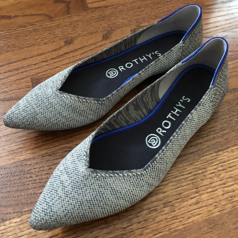 SOLD Rothy’s insanely comfortable pointed flats